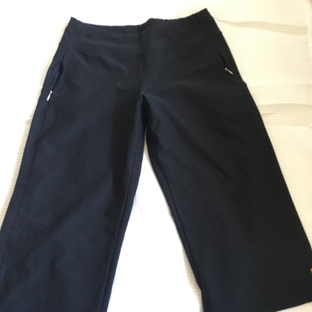 Lucy activewear wide leg capris m